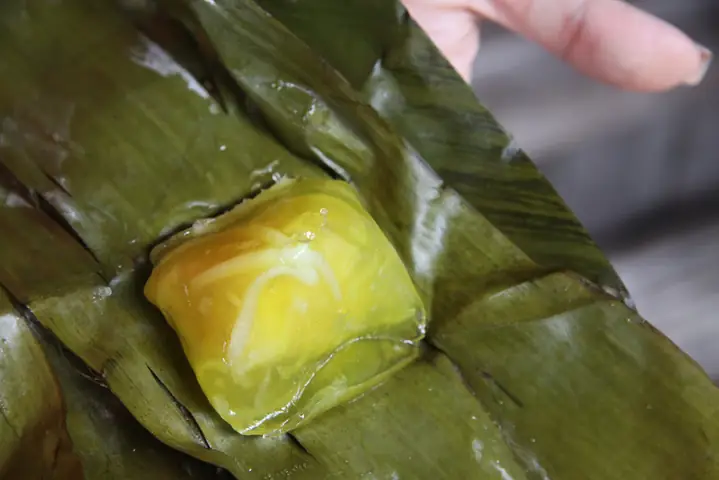 Top 12 Bánh Đặc Sản Hội An: Món Nào Nên Thử Tại Chỗ, Món Nào Nên Mua Về Làm Quà?