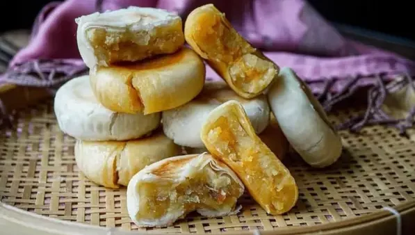 Top 15+ Bánh Kẹo Đặc Sản 3 Miền Nổi Tiếng Việt Nam: Danh Sách Quà Tặng Theo Miền Bắc – Trung – Nam