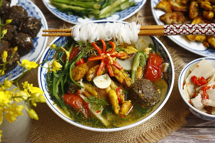 Tổng Hợp Các Loại Cá Đặc Sản Việt Nam Theo Vùng Miền: Tên Gọi, Đặc Điểm Nhận Dạng & Món Ăn Điển Hình Tổng Hợp Các Loại Cá Đặc Sản Việt Nam Theo Vùng Miền: Tên Gọi, Đặc Điểm Nhận Dạng & Món Ăn Điển Hình