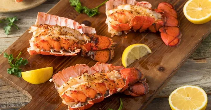 Tổng Hợp Cá Đặc Sản Nha Trang: Danh Sách Món Ăn Nổi Tiếng & Các Loại Cá Khô, Chả Cá Mua Làm Quà