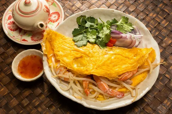 Tổng Hợp 40+ Đặc Sản Đà Nẵng: Danh Sách Món Ăn Ngon Ăn Ngay & Quà Mang Về Uy Tín, Giá Tốt 2025