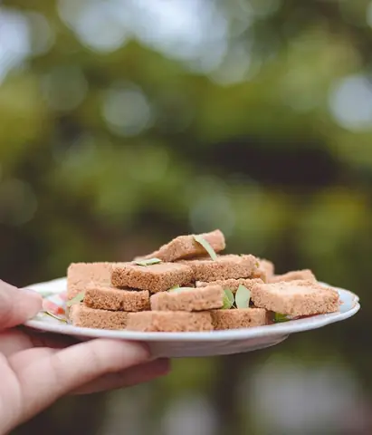 Cát Bà Có Đặc Sản Gì? 15 Đặc Sản Nổi Tiếng Nên Thử Và Mua Về Cát Bà Có Đặc Sản Gì? 15 Đặc Sản Nổi Tiếng Nên Thử Và Mua Về