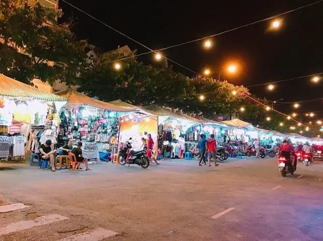 Chợ Đặc Sản Tây Ninh Có Gì? Top Các Khu Chợ Mua Sắm Và Thưởng Thức Ẩm Thực Nổi Tiếng Năm 2026