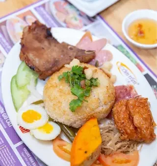 Top 20+ Quán Cơm Tấm Sài Gòn Ngon Chuẩn Vị: Địa Chỉ Ăn Sáng Đêm, Phân Theo Quận & Mức Giá