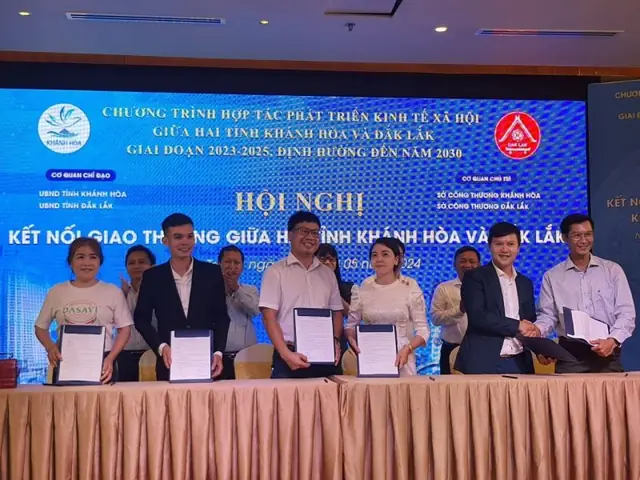 Hồ Sơ Năng Lực Công Ty TNHH Nước Sốt Đặc Sản Việt Dasavi: Lịch Sử, Sản Phẩm, Mã Số Thuế & Hoạt Động Nổi Bật Hồ Sơ Năng Lực Công Ty TNHH Nước Sốt Đặc Sản Việt Dasavi: Lịch Sử, Sản Phẩm, Mã Số Thuế & Hoạt Động Nổi Bật