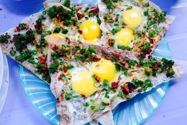 Tổng Hợp 42 Đặc Sản Đà Nẵng: Người Du Lịch Nên Ăn Gì Và Chọn Món Nào Làm Quà?