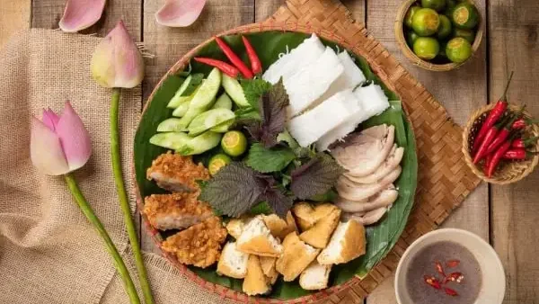 Tổng Hợp Đặc Sản 3 Miền Việt Nam: Top 30+ Món Ăn Nổi Tiếng & Quà Biếu Mang Đi Theo Bắc – Trung – Nam