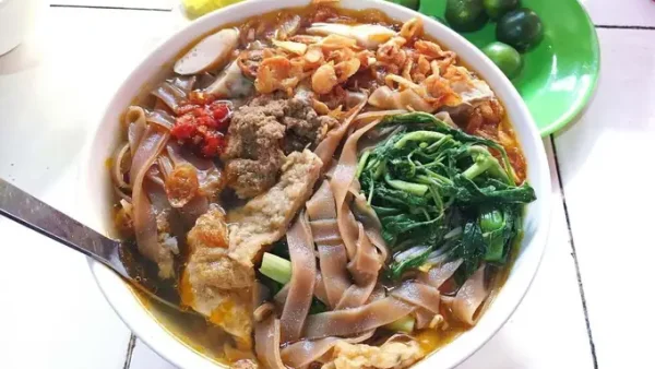 Bánh Đa Cua Hải Phòng: Từ Bí Quyết Nấu Ăn Chuẩn Vị Đến Top Quán Ngon & Cách Chọn Mua Bánh Đa Khô Chính Hiệu