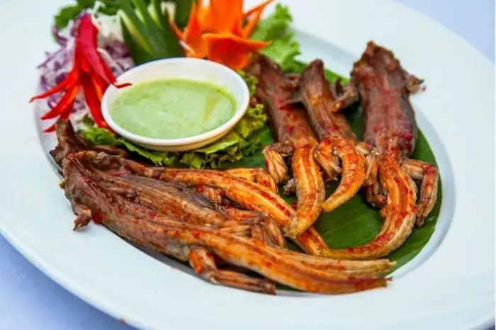 Top 20+ Đặc Sản Bình Thuận Nổi Tiếng: Danh Sách Ăn Ngay & Mua Quà Chuẩn Vị (kèm Phân Loại & Mức Giá Tham Khảo) Top 20+ Đặc Sản Bình Thuận Nổi Tiếng: Danh Sách Ăn Ngay & Mua Quà Chuẩn Vị (kèm Phân Loại & Mức Giá Tham Khảo)