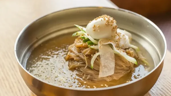 Top 15+ Đặc Sản Busan Bắt Buộc Thử: Món Ăn Ngon & Quà Lưu Niệm Chuẩn Vị Biển (cập Nhật 2027)