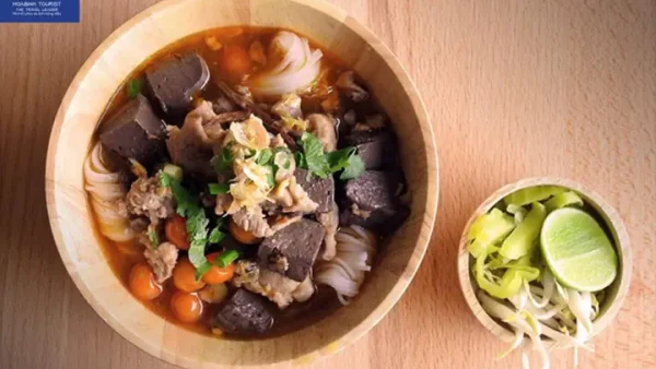 Tổng Hợp Đặc Sản Chiang Mai: Top 15+ Món Ăn Ngon & Quà Mang Về Bắt Buộc Thử 2027