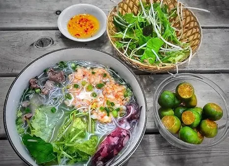 Tổng Hợp Đặc Sản Chợ Đêm Phú Quốc: Ăn Gì, Mua Gì, Giá Cả & Kinh Nghiệm Không Hối Hận Cập Nhật 2027