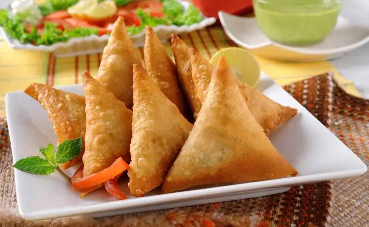 Top 17 Đặc Sản Ấn Độ Nổi Tiếng: Món Ăn Thử Ngay & Hàng Mua Về Làm Quà (full Hướng Dẫn 2025)