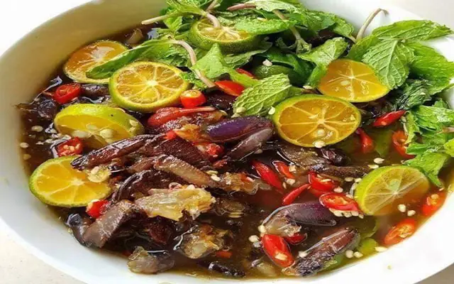 Top 20+ Đặc Sản Cà Mau Nổi Tiếng: Món Ăn Tại Chỗ & Quà Mang Đi (full Hướng Dẫn Chọn Mua 2025)