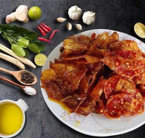 Đặc Sản Của Phan Thiết Là Gì? Khám Phá Hương Vị & Quà Lưu Niệm Đỉnh Nhất