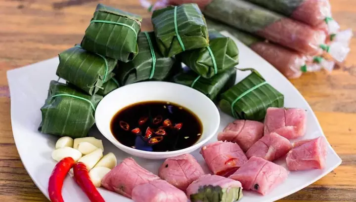 Top 20+ Đặc Sản Quy Nhơn Ngon Nổi Tiếng, Mua Về Làm Quà & Thử Ngay Tại Bình Định