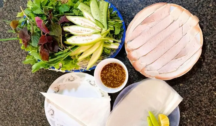 Đặc Sản Đà Nẵng Là Món Gì? Món Ngon Nên Ăn, Ăn Vặt Và Mua Về Làm Quà Đặc Sản Đà Nẵng Là Món Gì? Món Ngon Nên Ăn, Ăn Vặt Và Mua Về Làm Quà