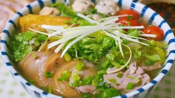Top 7 Đặc Sản Diêm Điền Thái Thụy Nổi Tiếng: Nước Mắm, Gỏi Nhệch, Bánh Cuốn Tôm & Bí Quyết Mua Chuẩn Vị