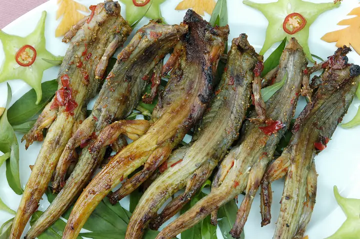 Tổng Hợp Đặc Sản Dông Ninh Thuận: Chi Tiết 7 Món Ngon Nổi Tiếng, Giá Tham Chiếu & Địa Chỉ Ăn Uống Uy Tín Tổng Hợp Đặc Sản Dông Ninh Thuận: Chi Tiết 7 Món Ngon Nổi Tiếng, Giá Tham Chiếu & Địa Chỉ Ăn Uống Uy Tín