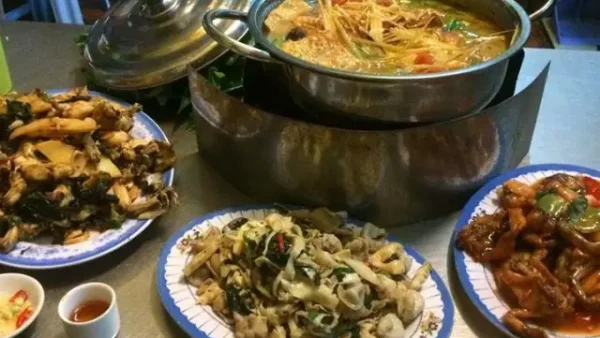 Top 12+ Đặc Sản Gia Lâm Hà Nội Nổi Tiếng: Ăn Ngay & Mua Quà Uy Tín (kèm Địa Chỉ, Giá Tham Khảo)