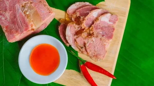 Giò Me Nghệ An Là Gì? Gốc Gác, Cách Làm, Chọn Mua, Bảo Quản Và 5+ Món Ngon Từ Giò Bê Chuẩn Vị Xứ Nghệ