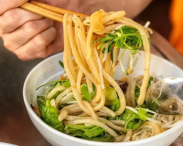 Hoi An Specialties In English: Complete List Of Local Dishes, Pronunciation Guide & Essential Food Vocabulary