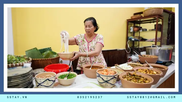 Khám Phá Đặc Sản Mì Quảng: Nguồn Gốc, Đặc Điểm Và Hương Vị Tinh Tế Xứ Quảng Khám Phá Đặc Sản Mì Quảng: Nguồn Gốc, Đặc Điểm Và Hương Vị Tinh Tế Xứ Quảng