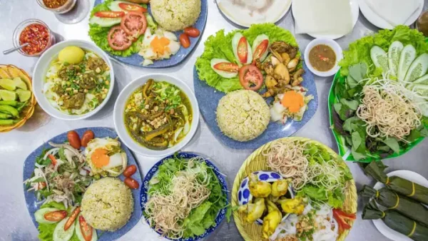 Top 14 Quán Nổi Tiếng Để Thưởng Đặc Sản Mì Quảng Đà Nẵng