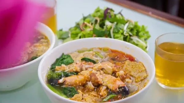 Đặc Sản Móng Cái Quảng Ninh: Top Các Món Ngon Nức Tiếng Và Địa Chỉ Thưởng Thức Năm 2026