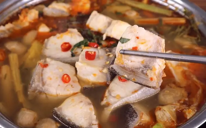 Đặc Sản Nam Du: 12 Món Ngon Nổi Tiếng Và Gợi Ý Mua Về Làm Quà