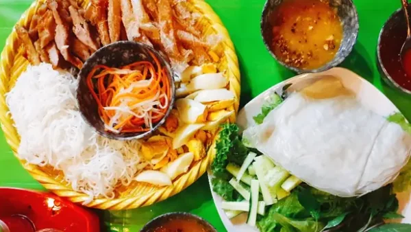 Đặc Sản Nha Trang Ngọc Trâm Tại TP.HCM: Địa Chỉ Nào Ngon Nổi Bật Nhất?
