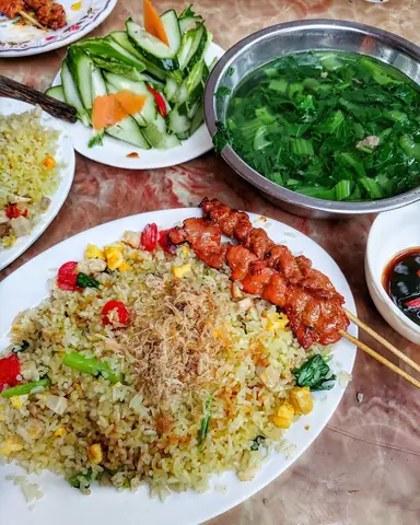 Đặc Sản Hạ Long: Top Các Món Ngon Nổi Tiếng Nhất Định Phải Thử Và Mua Làm Quà Năm 2026 Đặc Sản Hạ Long: Top Các Món Ngon Nổi Tiếng Nhất Định Phải Thử Và Mua Làm Quà Năm 2026