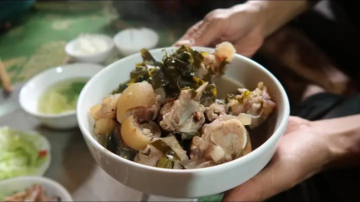 Đặc Sản Hòa Bình: Top Các Món Ngon Nổi Tiếng Nên Thử Và Mua Làm Quà Đặc Sản Hòa Bình: Top Các Món Ngon Nổi Tiếng Nên Thử Và Mua Làm Quà