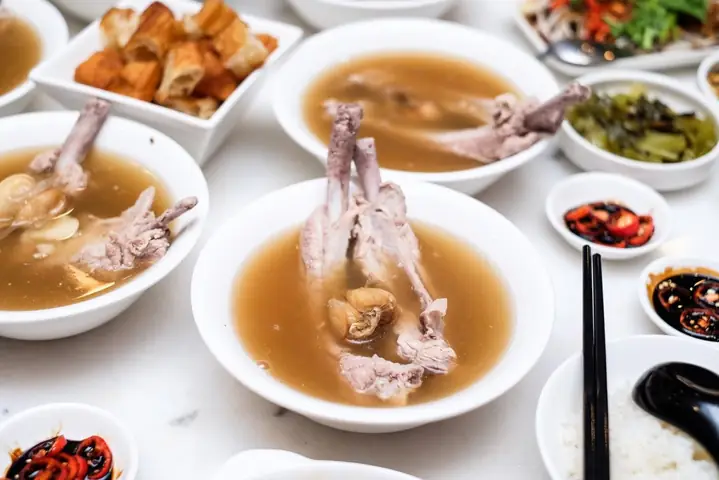 Top 30+ Đặc Sản Singapore: Món Ăn Nổi Tiếng Phải Thử & Quà Tặng Mua Về Làm Quà 2025 Top 30+ Đặc Sản Singapore: Món Ăn Nổi Tiếng Phải Thử & Quà Tặng Mua Về Làm Quà 2025