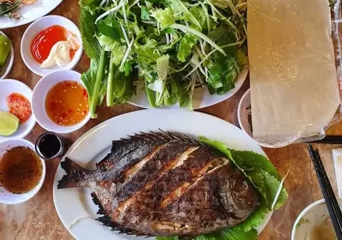 Top 10+ Đặc Sản Phá Tam Giang Nổi Tiếng: Món Ngon Từ Nước Lợ, Cách Chọn Mua & Mùa Ăn Ngon Nhất