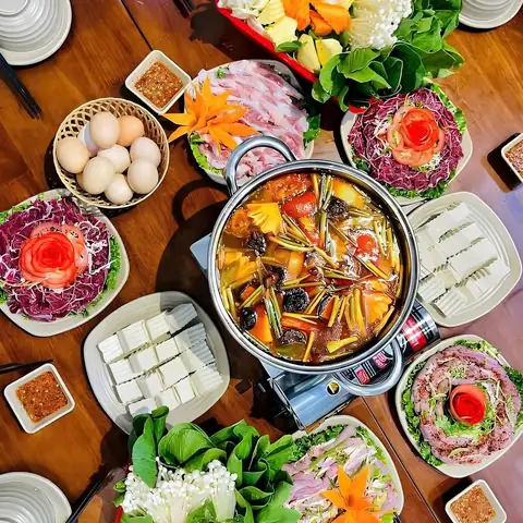 Khám Phá Thiên Đường Đặc Sản Quận 8: Top Các Quán Ăn Ngon Và Địa Chỉ Ẩm Thực Nức Tiếng