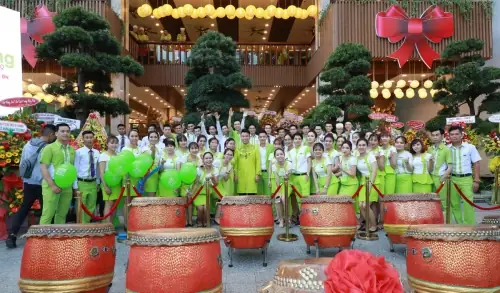 Ăn Gì Ở Đặc Sản Trần Nguyễn Văn Linh? Địa Chỉ Và Món Nổi Bật