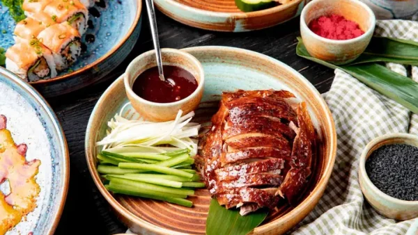 Đặc Sản Trung Quốc Là Gì? Tổng Hợp Các Món Ăn Ngon Và Quà Lưu Niệm Nổi Tiếng Nhất