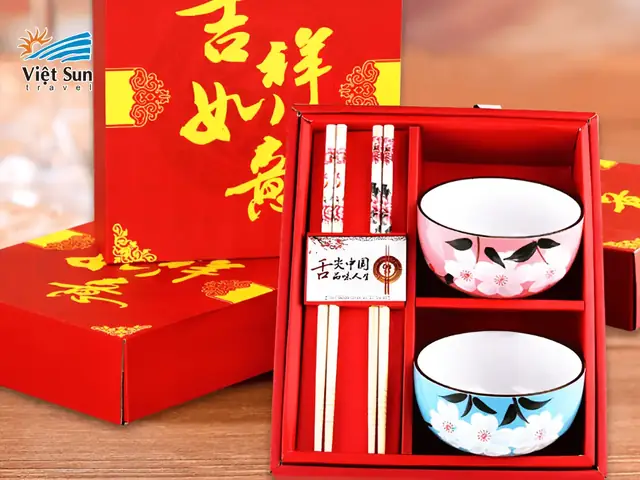 Đặc Sản Trung Quốc Làm Quà: Top 15 Món Nên Mua Cho Người Thân