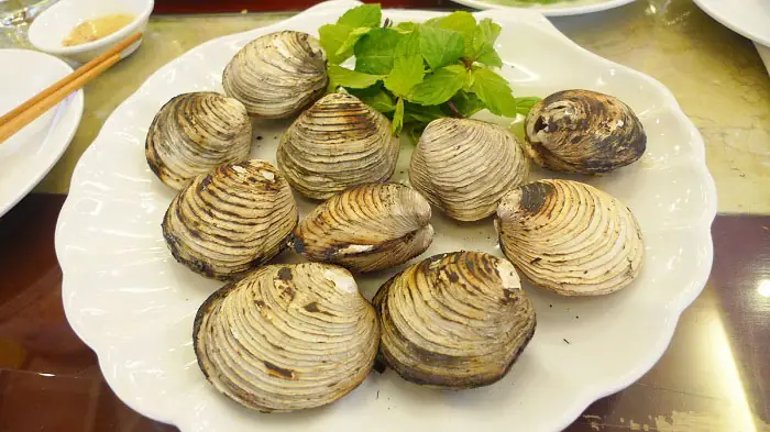 27 Đặc Sản Vịnh Hạ Long: Món Nào Nên Ăn, Món Nào Nên Mua Làm Quà? 27 Đặc Sản Vịnh Hạ Long: Món Nào Nên Ăn, Món Nào Nên Mua Làm Quà?