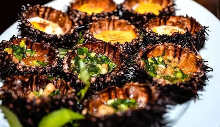 Danh Sách Đặc Sản Vĩ Hy Nên Thử: Món Ăn, Hải Sản Tươi Và Quà Lưu Niệm