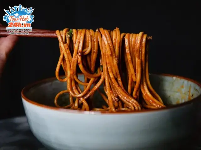 Khám Phá Đặc Sản Vũ Hán: Top Món Ăn Trứ Danh Và Thiên Đường Ẩm Thực Phải Thử