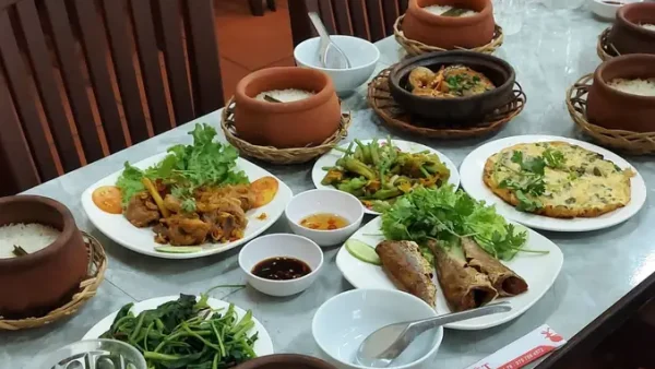 Top 18+ Quán Ăn Trưa Vũng Tàu Ngon, Phải Chăng, Đặc Sản Xứ Biển 2027 (có Địa Chỉ, Giá, Chỗ Đậu Xe Theo Khu Vực)