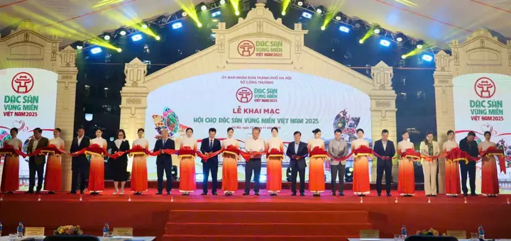 Hội Chợ Đặc Sản Vùng Miền Việt Nam 2025: Thời Gian, Địa Điểm, Quy Mô & Hướng Dẫn Tham Quan Hữu Ích