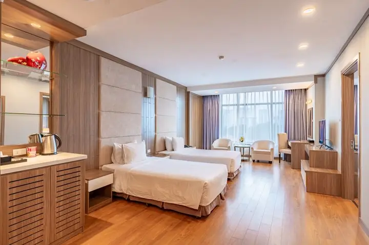 Top 40+ Món Ăn Đặc Sản Hà Nội Cho Du Khách: Nên Thử Và Mua Làm Quà Top 40+ Món Ăn Đặc Sản Hà Nội Cho Du Khách: Nên Thử Và Mua Làm Quà
