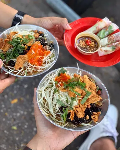 Danh Sách Món Ăn Vặt Đặc Sản Sài Gòn Ngon, Rẻ Và Nổi Tiếng Nhất 2026 Danh Sách Món Ăn Vặt Đặc Sản Sài Gòn Ngon, Rẻ Và Nổi Tiếng Nhất 2026