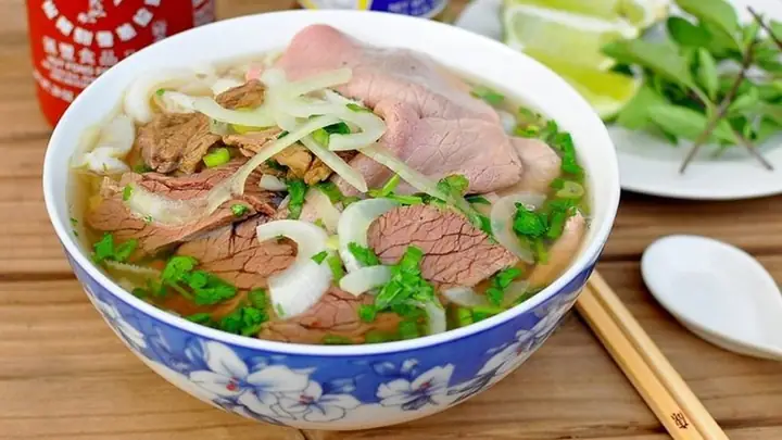 Khám Phá 40+ Món Đặc Sản Hà Nội Nên Ăn Và Chọi Làm Quà