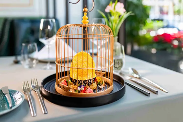 Top Nhà Hàng Đặc Sản Đà Nẵng 2025: Gợi Ý Theo Món Ăn, Khu Vực & Phân Khúc Giá (có Địa Chỉ, Menu Đề Xuất)