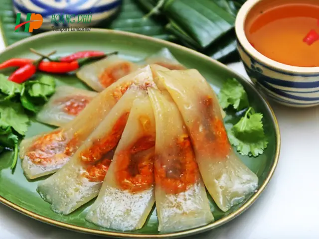 Những Đặc Sản Huế Nổi Tiếng Không Thể Bỏ Qua Khi Ghé Thăm Cố Đô