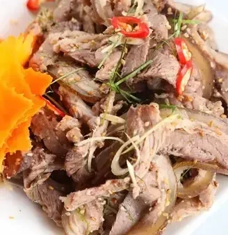 Sàn Đặc Sản Việt Nam: Khám Phá Vùng Tây Nguyên Và Miền Tây, Mua Ngay Tại Chợ Địa Phương